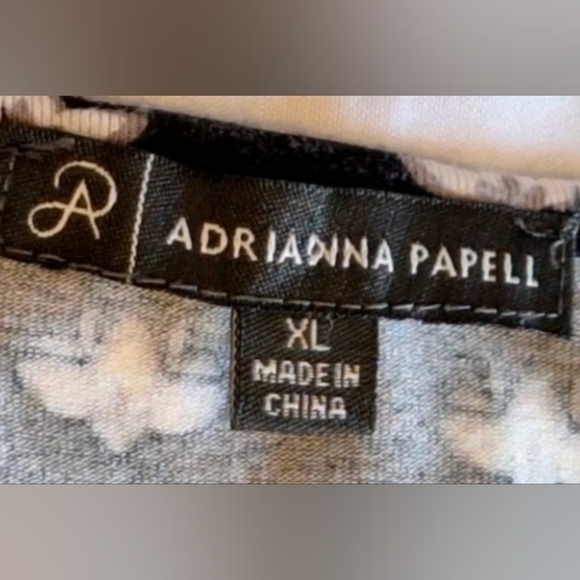 Adrianna Papell Y2K Whimsigoth Bell Sleeve Black Knit Top Size XL Flowy - Picture 8 of 8